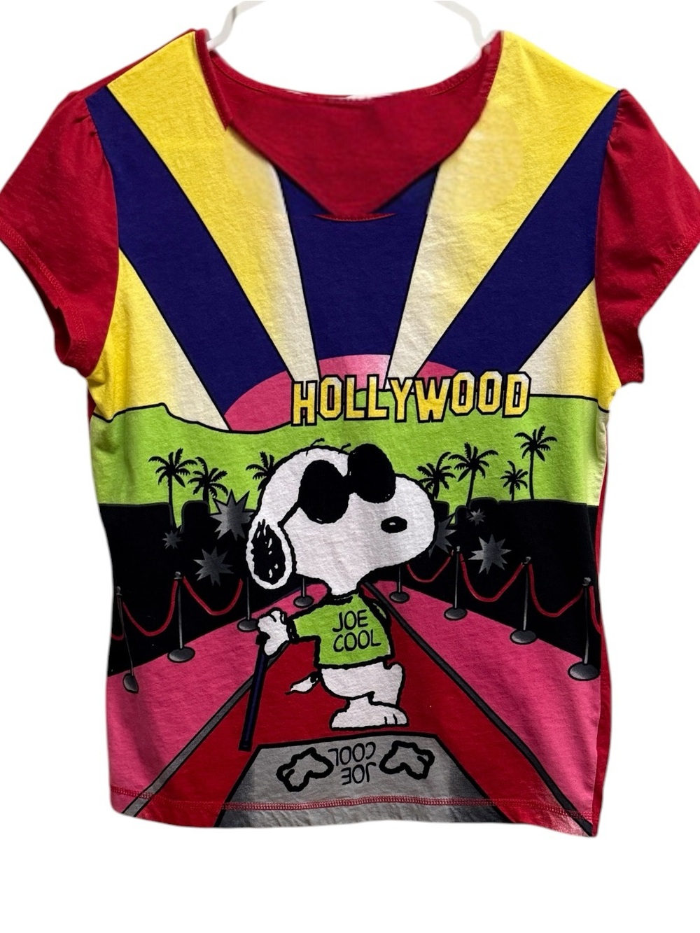 Vintage Peanuts Joe Cool Hollywood Carpet Tee. Women's Measures 18" Pit to Pit